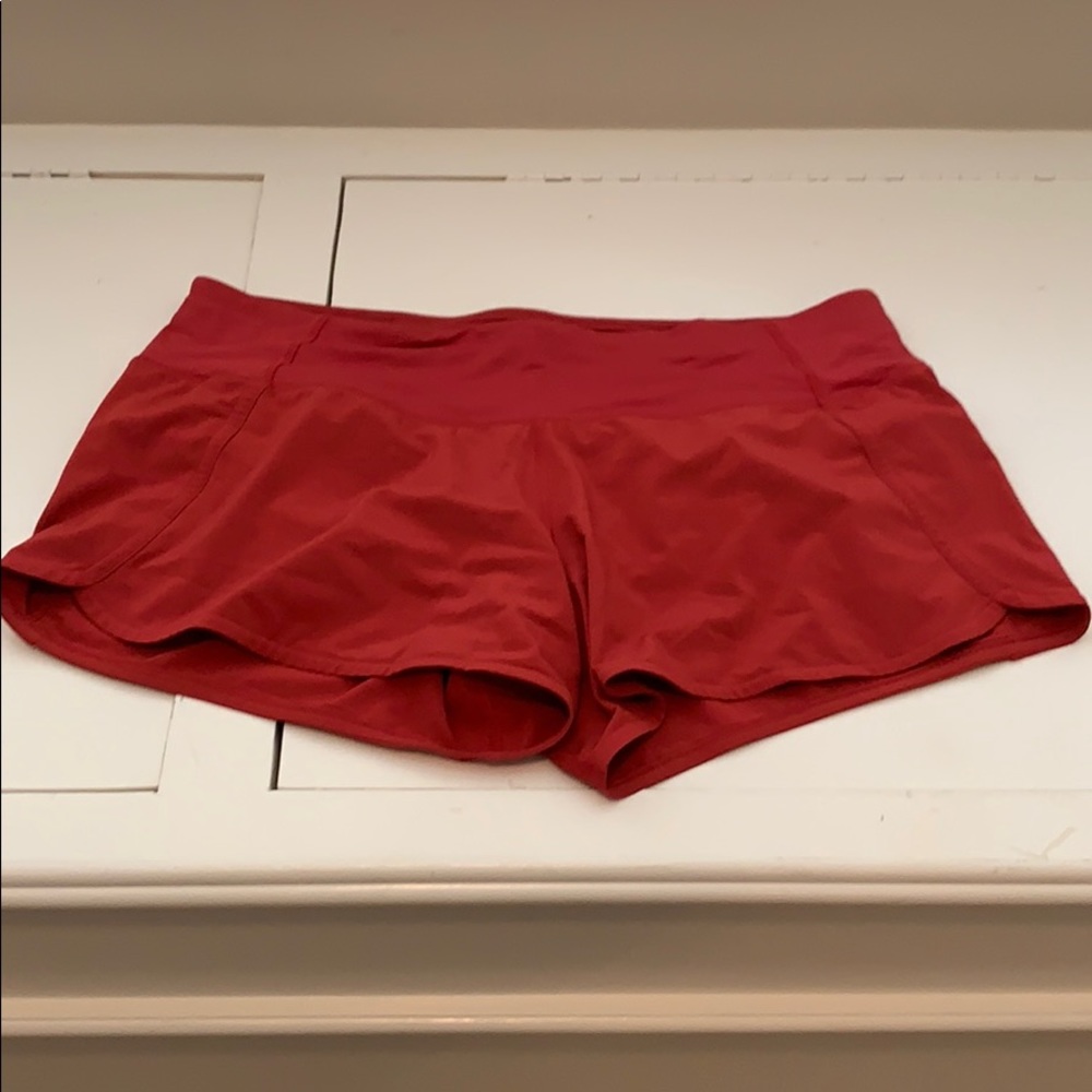 Red Lululemon Run Times 4”